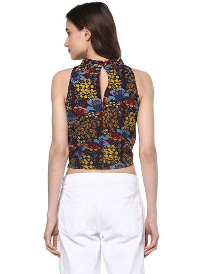 Finding Product Women's Floral Incut Crop Top