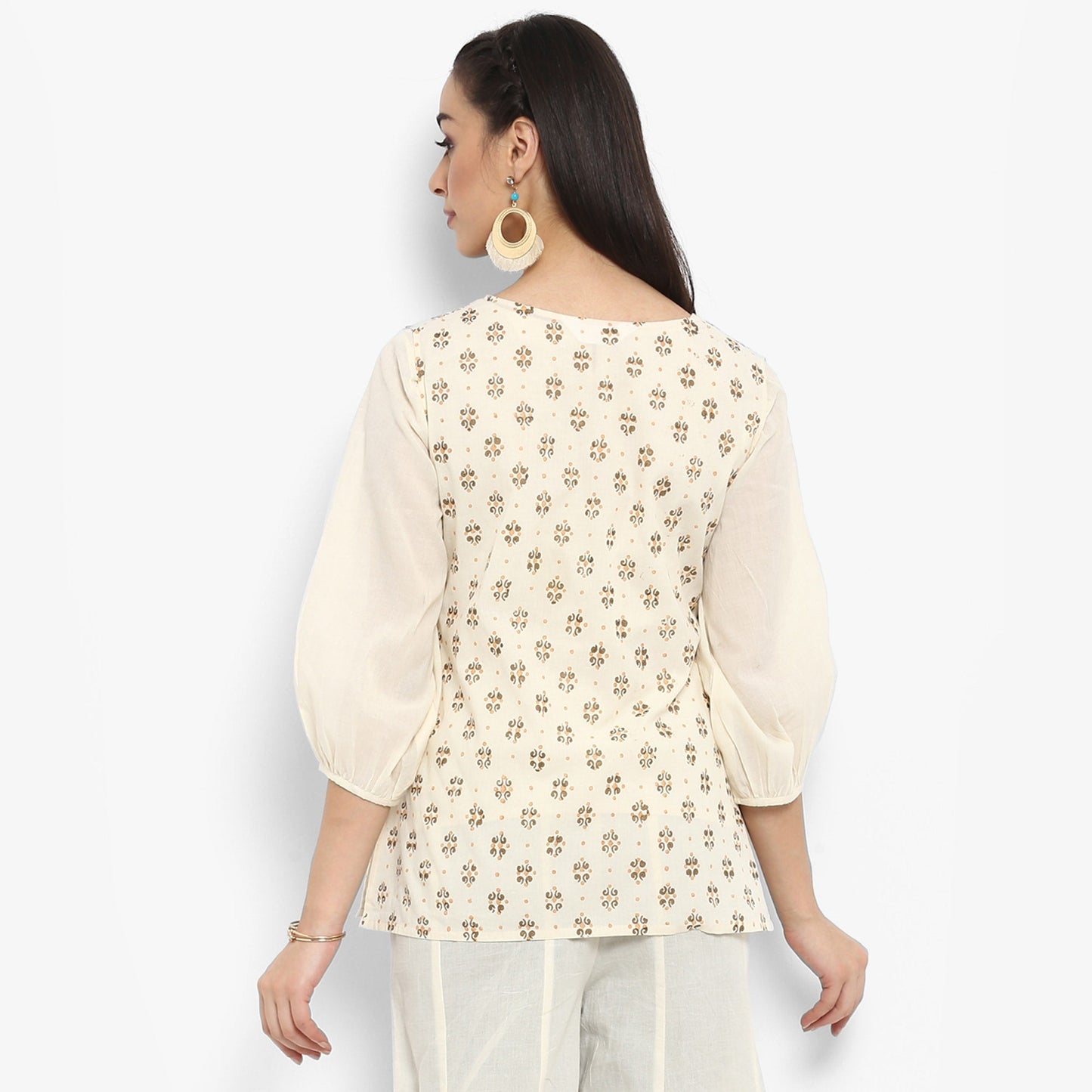 Finding Product Women's Block Printed Top With Waistcoat