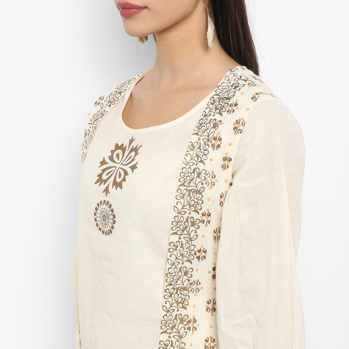 Finding Product Women's Block Printed Top With Waistcoat